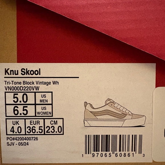 NIB Vans Knu Skool Tri Tone Vintage White Suede Sneakers Size 6.5 - Picture 5 of 5